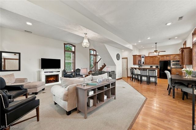 42764 Russia Road, Elyria, OH 44035