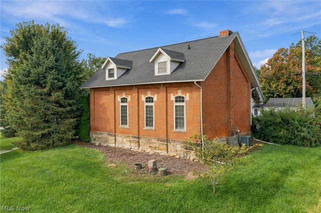 42764 Russia Road, Elyria, OH 44035