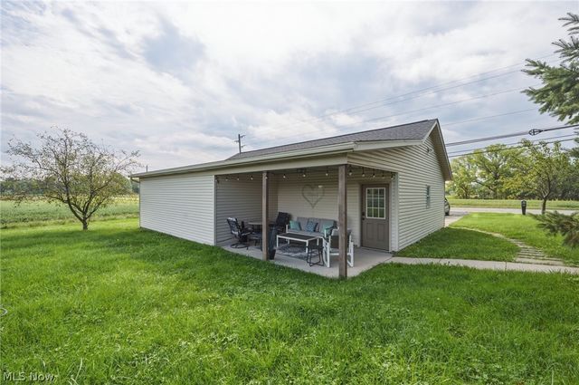 42764 Russia Road, Elyria, OH 44035