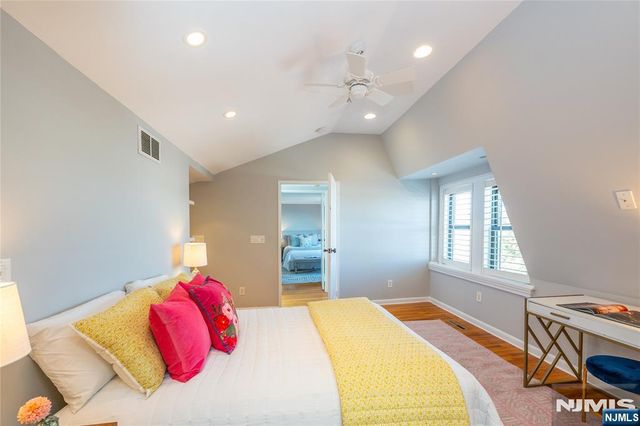 295 Bloomfield Avenue C0007, Montclair, NJ 07042