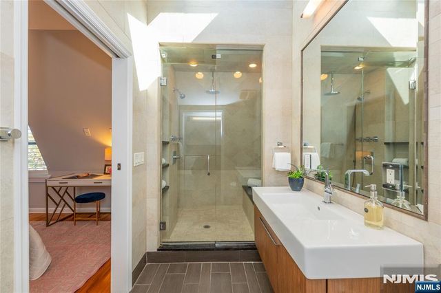 295 Bloomfield Avenue C0007, Montclair, NJ 07042