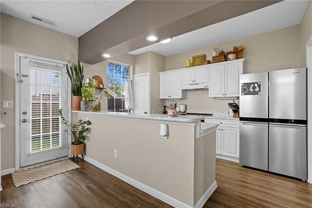 937 Lehman DR, Virginia Beach, VA 23462