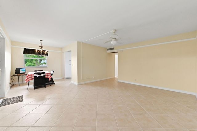 192 Monaco D, Delray Beach, FL 33446