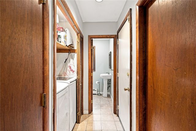 9 Eastgate Drive, Coventry, RI 02816
