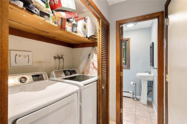 9 Eastgate Drive, Coventry, RI 02816