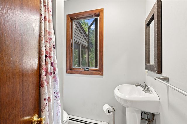 9 Eastgate Drive, Coventry, RI 02816