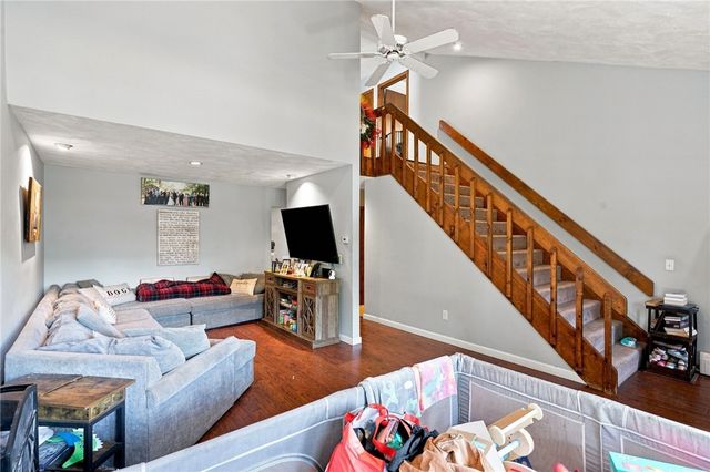 9 Eastgate Drive, Coventry, RI 02816