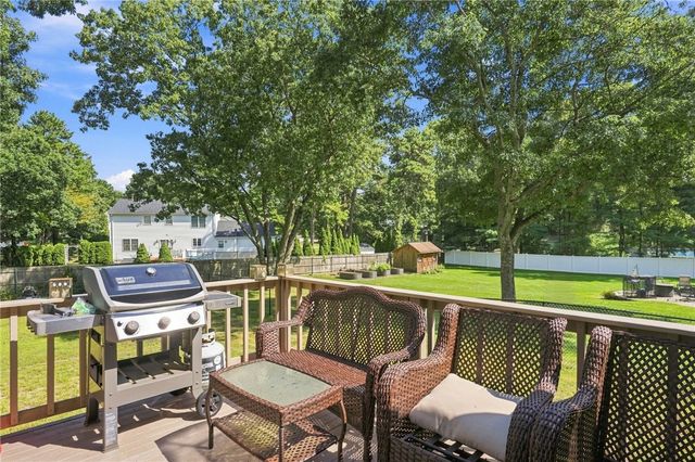 9 Eastgate Drive, Coventry, RI 02816