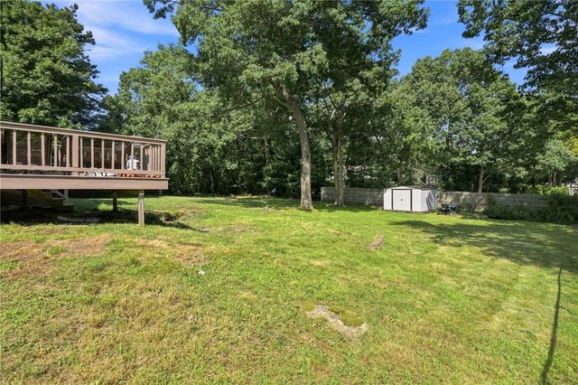 9 Eastgate Drive, Coventry, RI 02816