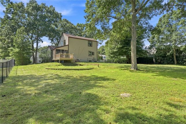9 Eastgate Drive, Coventry, RI 02816