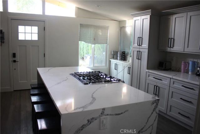 2128 W Larkspur, Orange, CA 92868