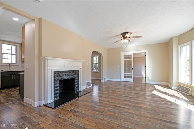 3716 Rolliston Road, Shaker Heights, OH 44120