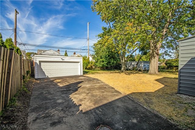 3716 Rolliston Road, Shaker Heights, OH 44120