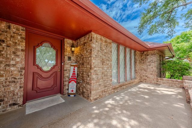 1115 Shady Oak Trail, Mansfield, TX 76063