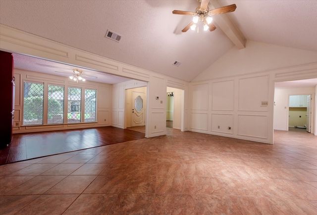 1115 Shady Oak Trail, Mansfield, TX 76063