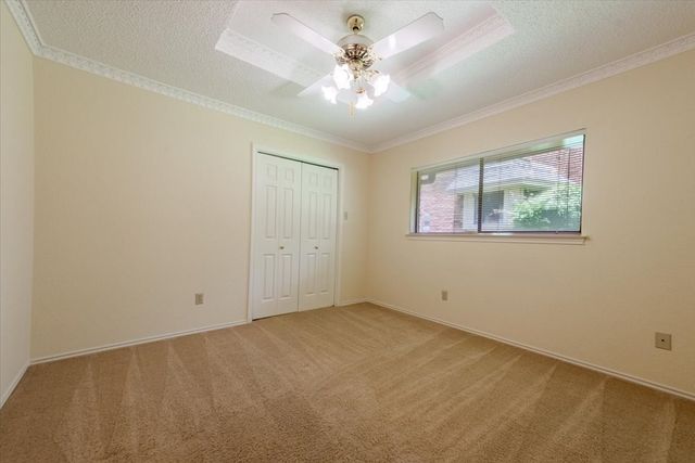 1115 Shady Oak Trail, Mansfield, TX 76063