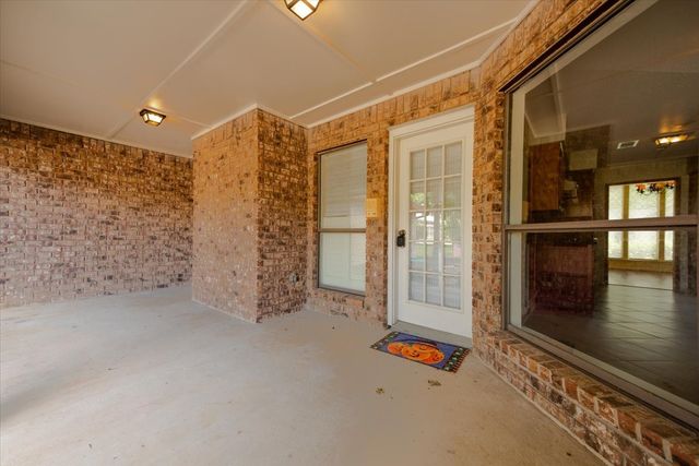 1115 Shady Oak Trail, Mansfield, TX 76063