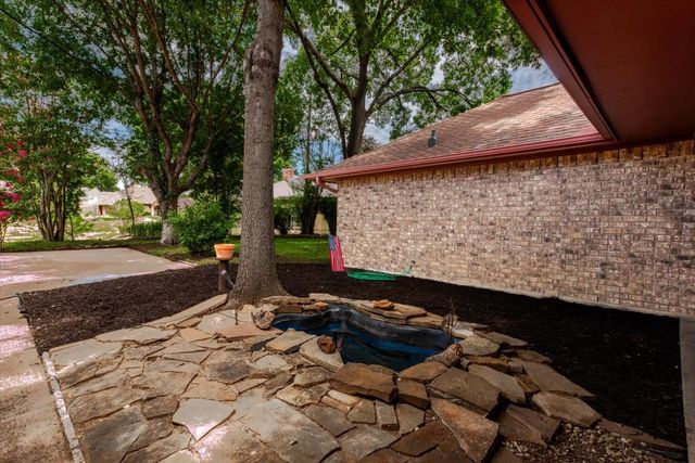 1115 Shady Oak Trail, Mansfield, TX 76063