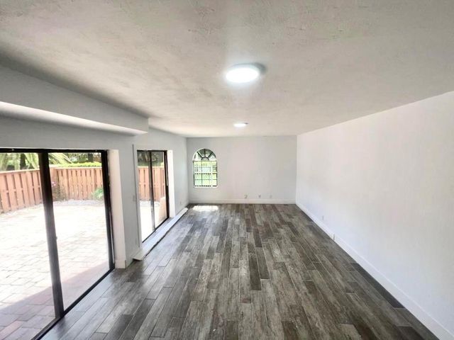 8104 Severn Drive B, Boca Raton, FL 33433