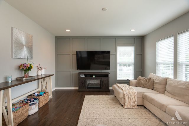 16155 W Sagebrook Drive, Lockport, IL 60441
