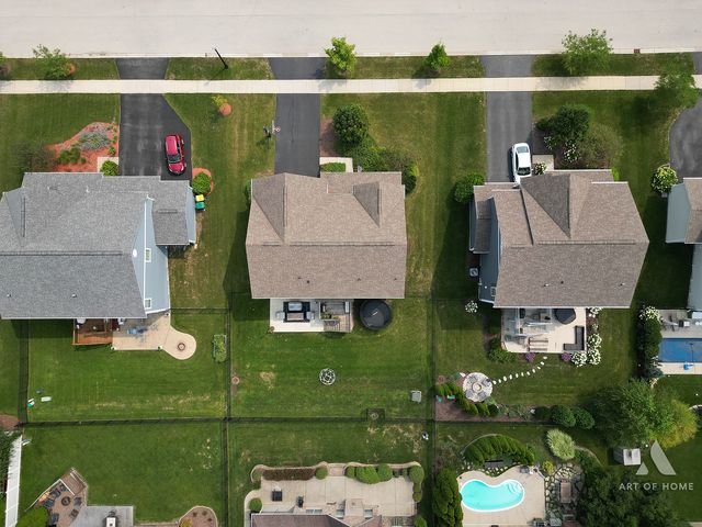16155 W Sagebrook Drive, Lockport, IL 60441