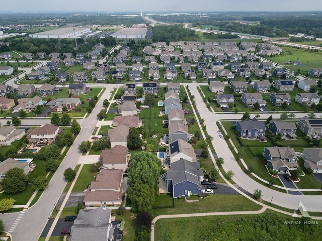 16155 W Sagebrook Drive, Lockport, IL 60441