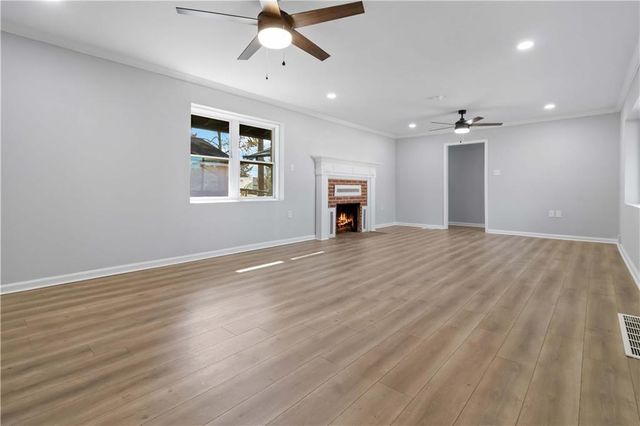 116 Lake Pointe Court, Stockbridge, GA 30281