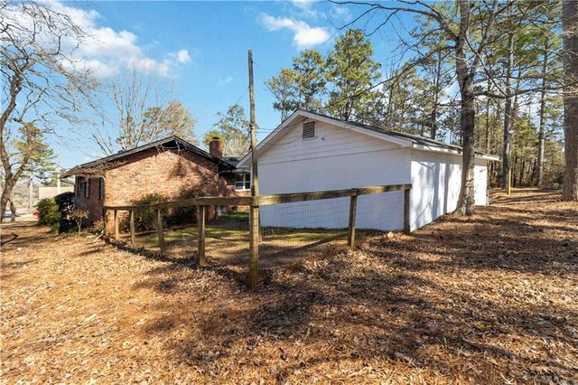 116 Lake Pointe Court, Stockbridge, GA 30281