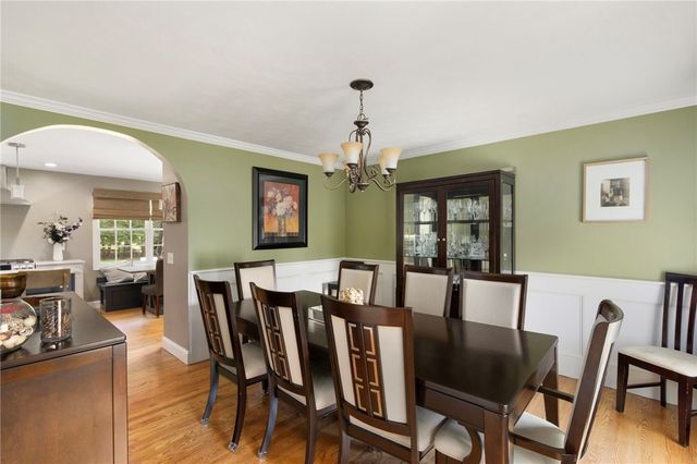 25 Factory Pond Circle, Smithfield, RI 02828