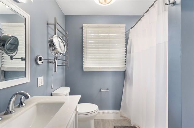 25 Factory Pond Circle, Smithfield, RI 02828