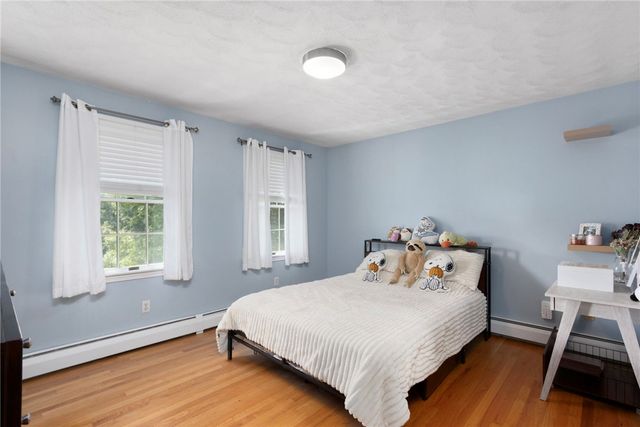 25 Factory Pond Circle, Smithfield, RI 02828