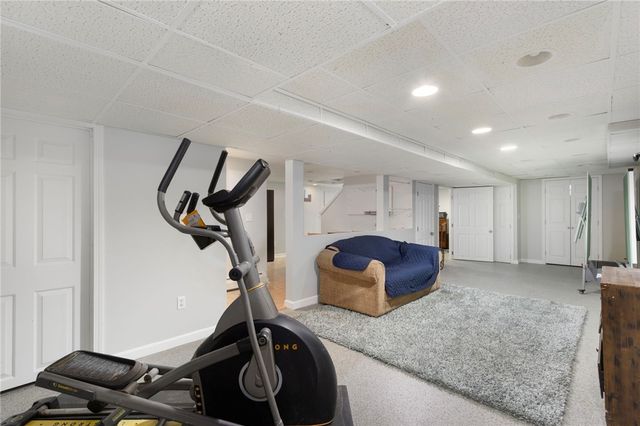 25 Factory Pond Circle, Smithfield, RI 02828