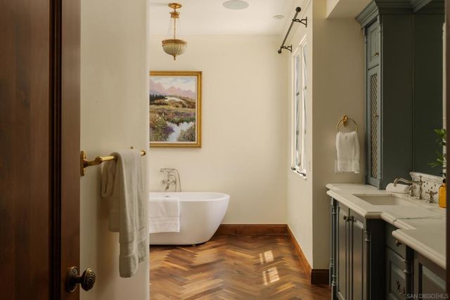5406 Calzada Del Bosque, Rancho Santa Fe, CA 92067