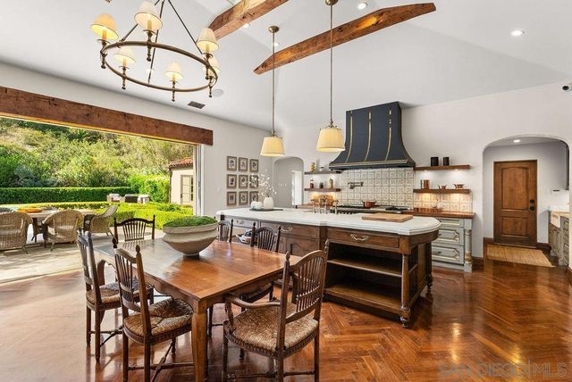 5406 Calzada Del Bosque, Rancho Santa Fe, CA 92067