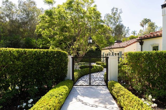5406 Calzada Del Bosque, Rancho Santa Fe, CA 92067