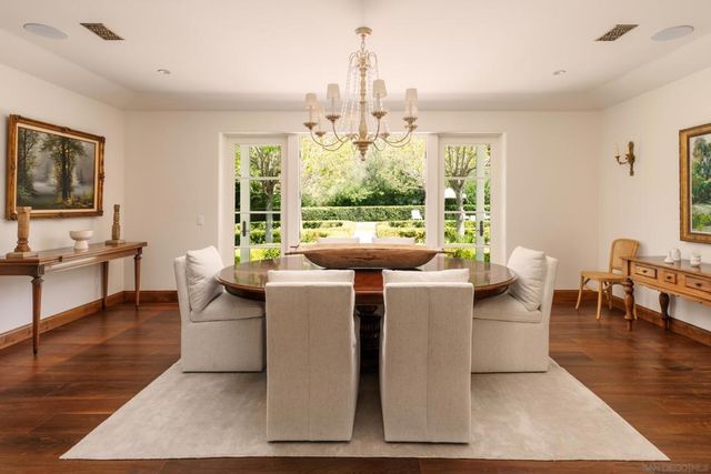 5406 Calzada Del Bosque, Rancho Santa Fe, CA 92067