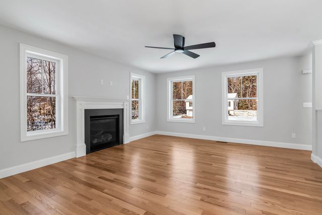 41 Anderson Lane, Rochester, NH 03867