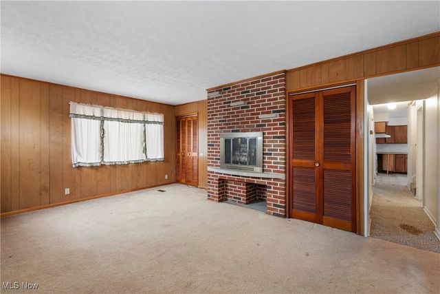 353 Southeast Avenue, Tallmadge, OH 44278