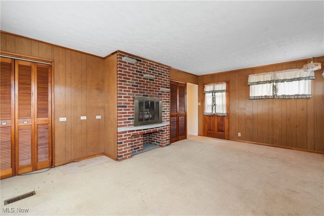 353 Southeast Avenue, Tallmadge, OH 44278