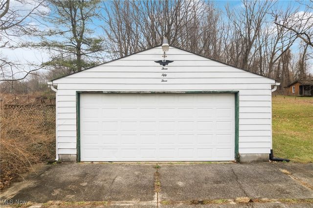 353 Southeast Avenue, Tallmadge, OH 44278