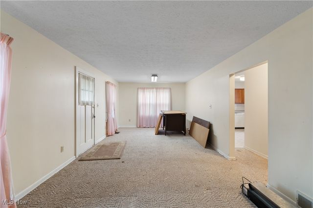 353 Southeast Avenue, Tallmadge, OH 44278