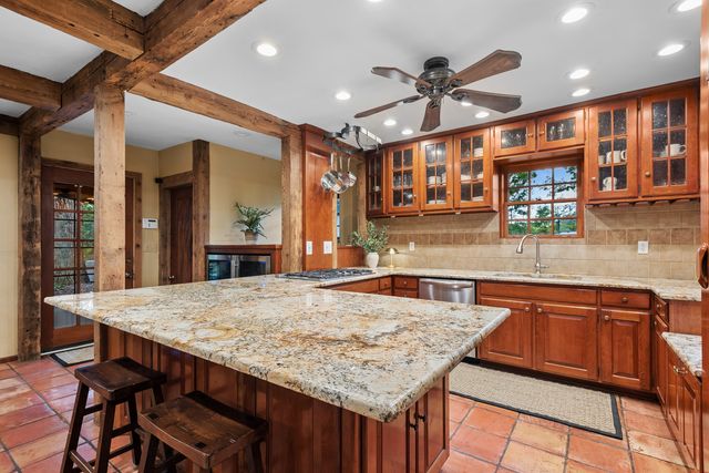 28W670 Batavia Road, Warrenville, IL 60555