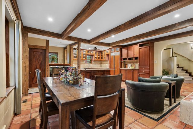 28W670 Batavia Road, Warrenville, IL 60555