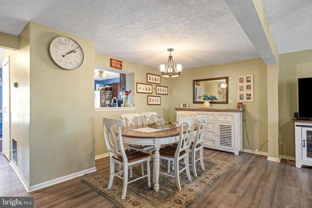 9 REDWOOD CT, Glassboro, NJ 08028