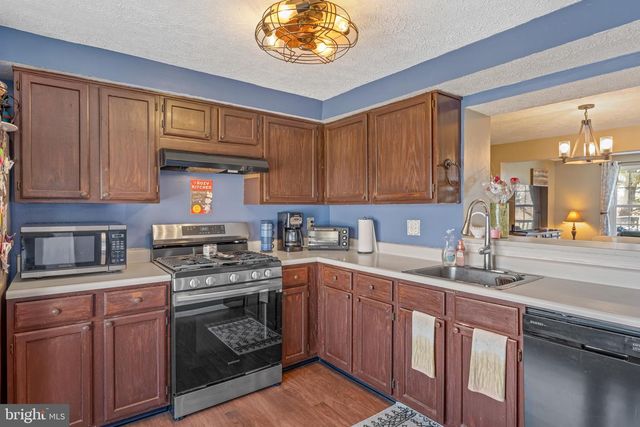 9 REDWOOD CT, Glassboro, NJ 08028