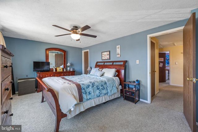 9 REDWOOD CT, Glassboro, NJ 08028