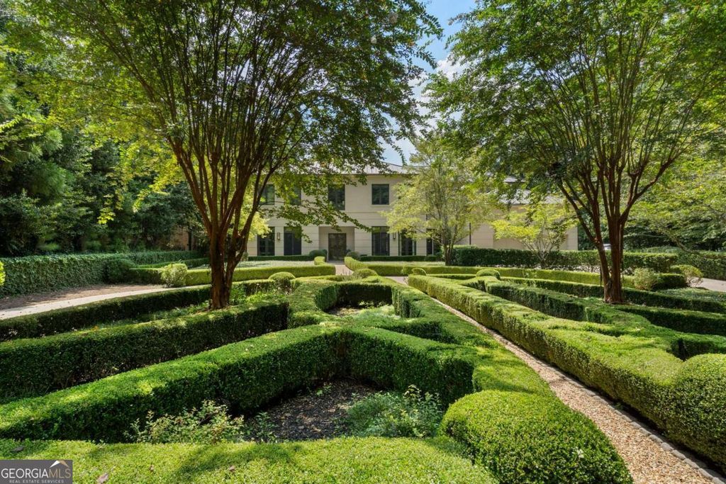 1500 West Wesley Road NW, Atlanta, GA 30327