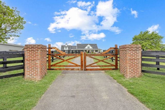 1579 Quirks Run Road, Danville, KY 40422