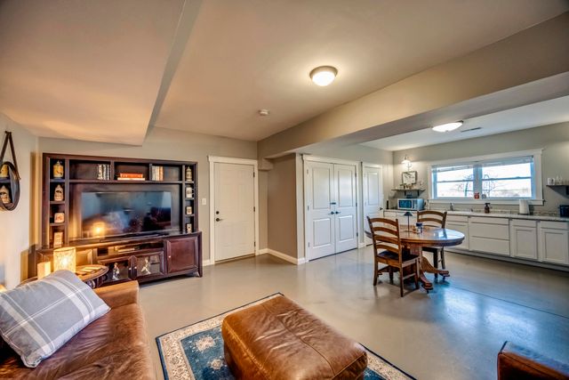 1579 Quirks Run Road, Danville, KY 40422