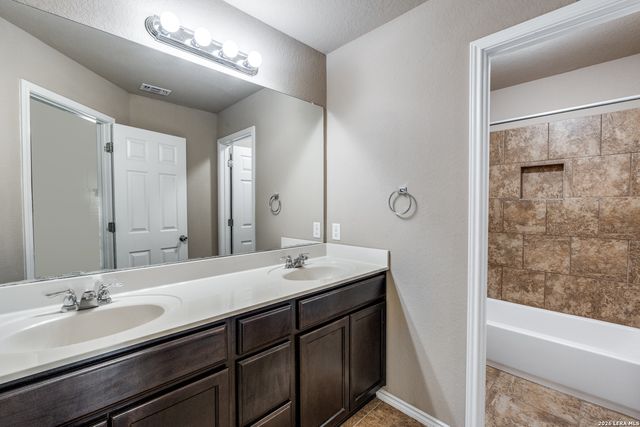 333 Atalaya, Cibolo, TX 78108